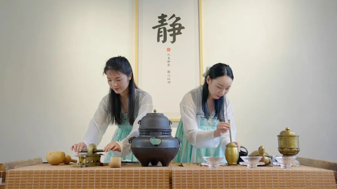 “黨建聚合力書記領(lǐng)航行動(dòng)”觀摩團(tuán)考察金井鎮(zhèn)美麗宜居村莊片區(qū) “黨建聚合力書記領(lǐng)航行動(dòng)”觀摩團(tuán)考察金井鎮(zhèn)美麗宜居村莊片區(qū)