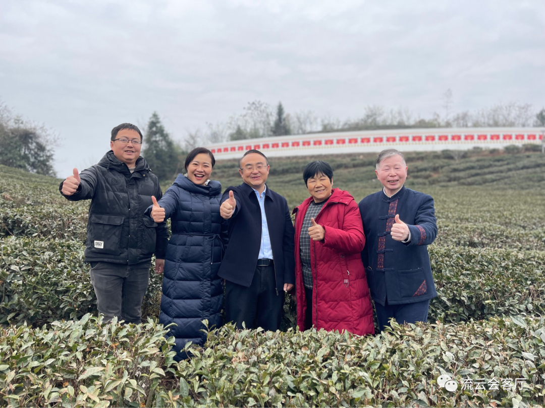 今日張家界 | 縣長(zhǎng)喊話“回家過年”帶火了張家界 今日張家界 | 縣長(zhǎng)喊話“回家過年”帶火了張家界